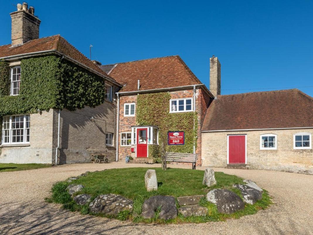 Manor Farm B&B Marlborough Buitenkant foto